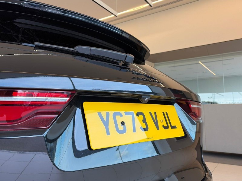 2023 (73) JAGUAR F-PACE 2.0 D200 R-Dynamic HSE Black 5dr Auto AWD 5871915