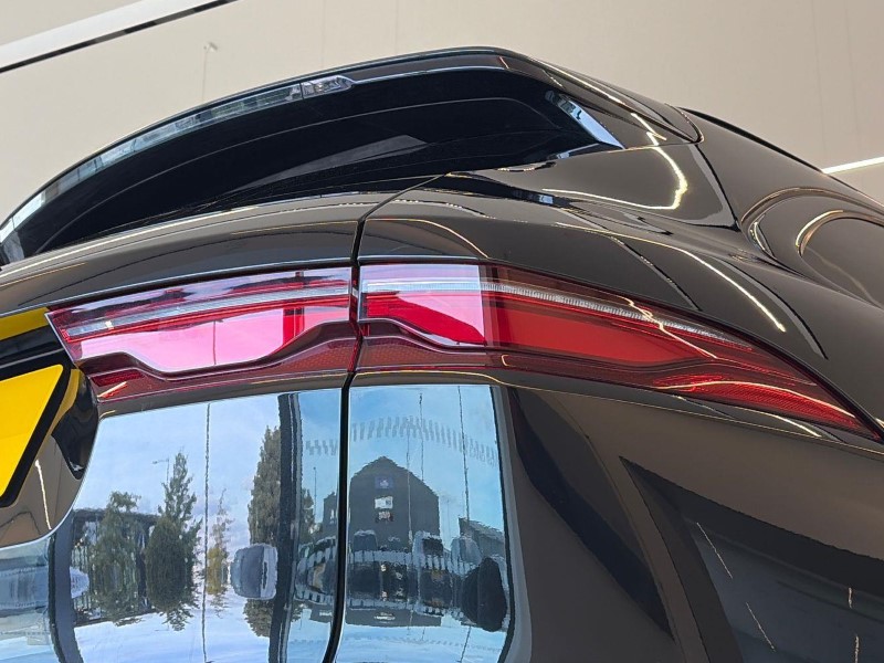 2023 (73) JAGUAR F-PACE 2.0 D200 R-Dynamic HSE Black 5dr Auto AWD 5871916