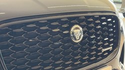 2023 (73) JAGUAR F-PACE 2.0 D200 R-Dynamic HSE Black 5dr Auto AWD 5871912