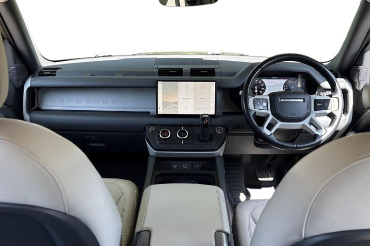 2022 (22) LAND ROVER DEFENDER 3.0 D250 HSE 110 5dr Auto 5647217
