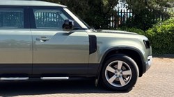 2022 (22) LAND ROVER DEFENDER 3.0 D250 HSE 110 5dr Auto 5647260