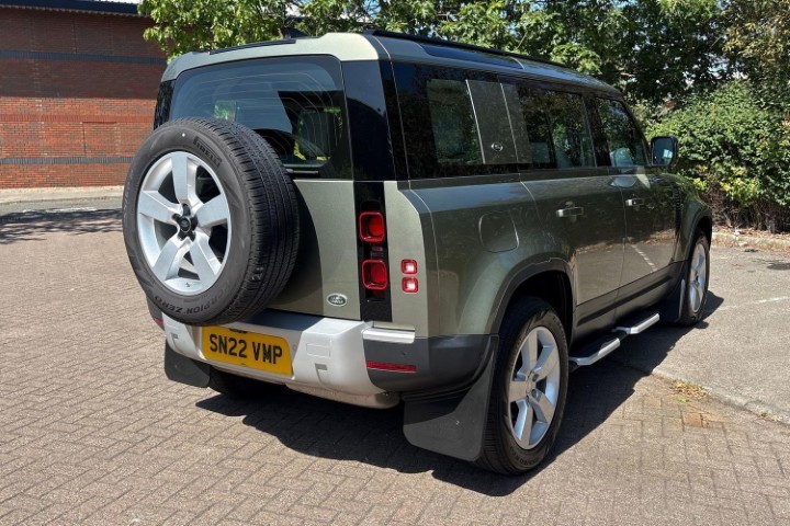 2022 (22) LAND ROVER DEFENDER 3.0 D250 HSE 110 5dr Auto 5647259