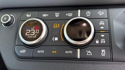 2022 (22) LAND ROVER DEFENDER 3.0 D250 HSE 110 5dr Auto 5647247