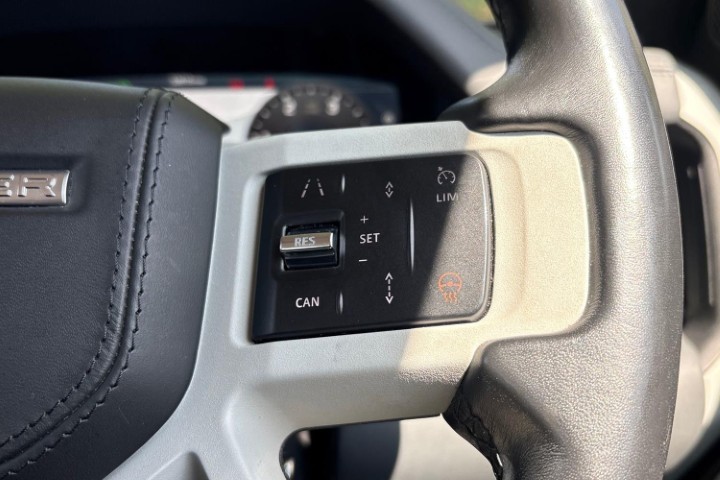 2022 (22) LAND ROVER DEFENDER 3.0 D250 HSE 110 5dr Auto 5647237