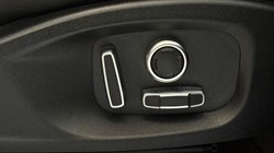 2021 (21) JAGUAR E-PACE 2.0 P200 R-Dynamic S 5dr Auto 5900129