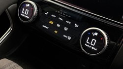 2021 (21) JAGUAR E-PACE 2.0 P200 R-Dynamic S 5dr Auto 5900137