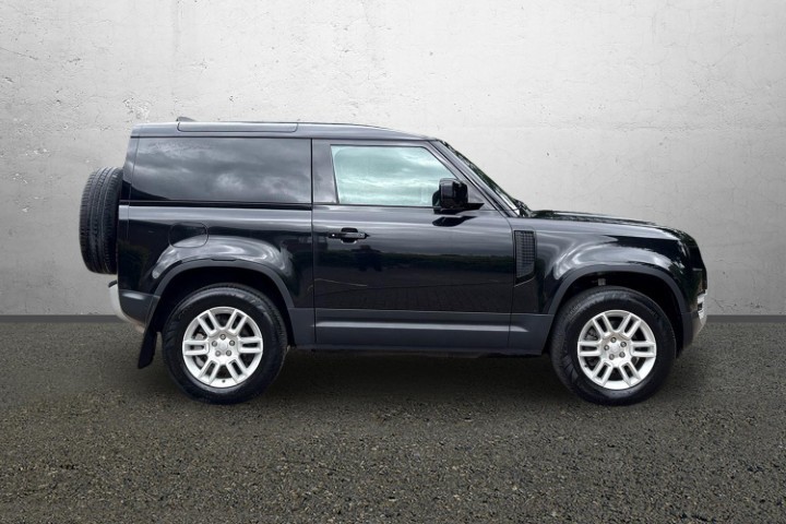 2024 (74) LAND ROVER COMMERCIAL DEFENDER 3.0 D250 Hard Top S Auto [3 Seat] 5651638