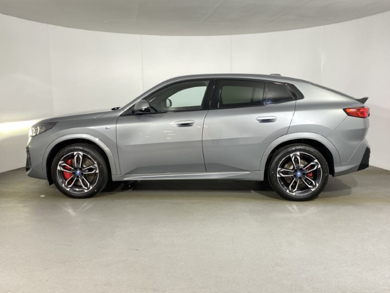  BMW iX2 150kW eDrive20 Shadow Edition 65kWh 5dr Auto 4777676