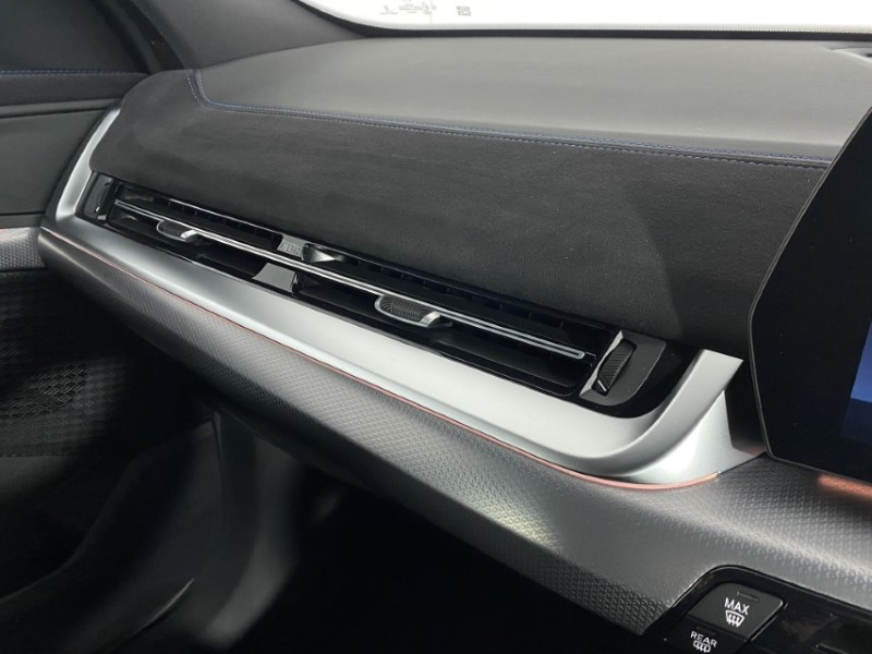  BMW iX2 150kW eDrive20 Shadow Edition 65kWh 5dr Auto 4777638