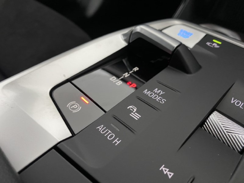  BMW iX2 150kW eDrive20 Shadow Edition 65kWh 5dr Auto 4777643