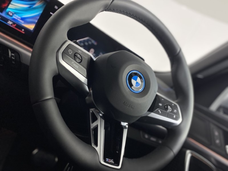  BMW iX2 150kW eDrive20 Shadow Edition 65kWh 5dr Auto 4777636