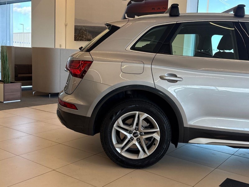 2024 (24) AUDI Q5 40 TDI Quattro Sport 5dr S Tronic 5888137