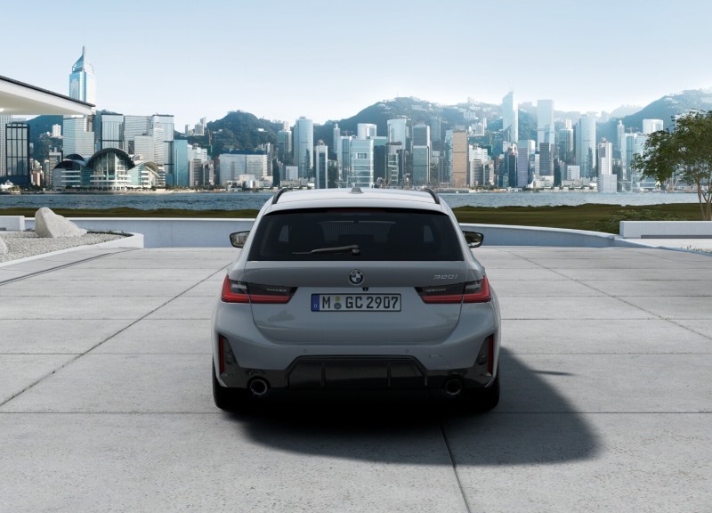  BMW 3 SERIES 320i M Sport 5dr Step Auto 4710502