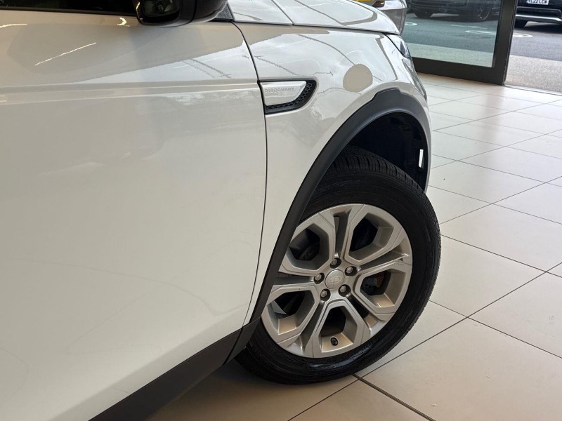 2020 (20) LAND ROVER DISCOVERY SPORT 2.0 D150 S 5dr Auto 5875399