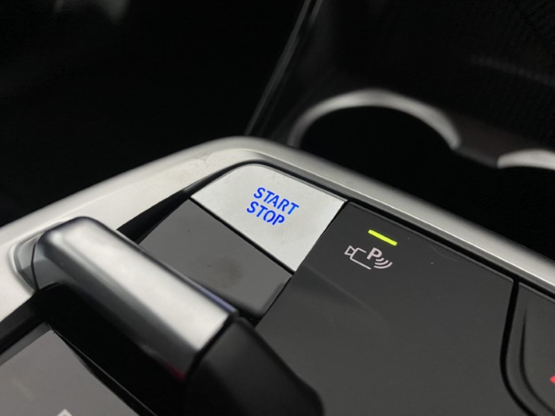  BMW iX1 150kW eDrive20 Shadow Edition 65kWh 5dr Auto 4881158