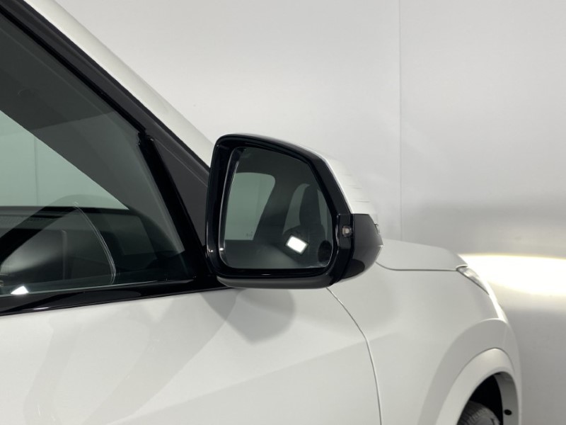  BMW iX1 150kW eDrive20 Shadow Edition 65kWh 5dr Auto 4881178