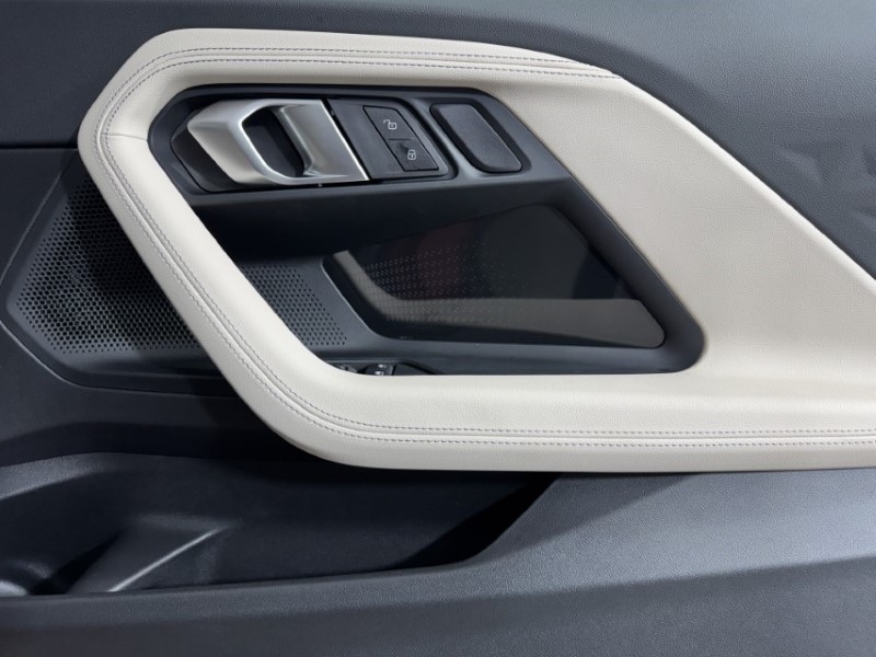  BMW 2 SERIES 220i M Sport 2dr Step Auto [Pro Pack] 5006402