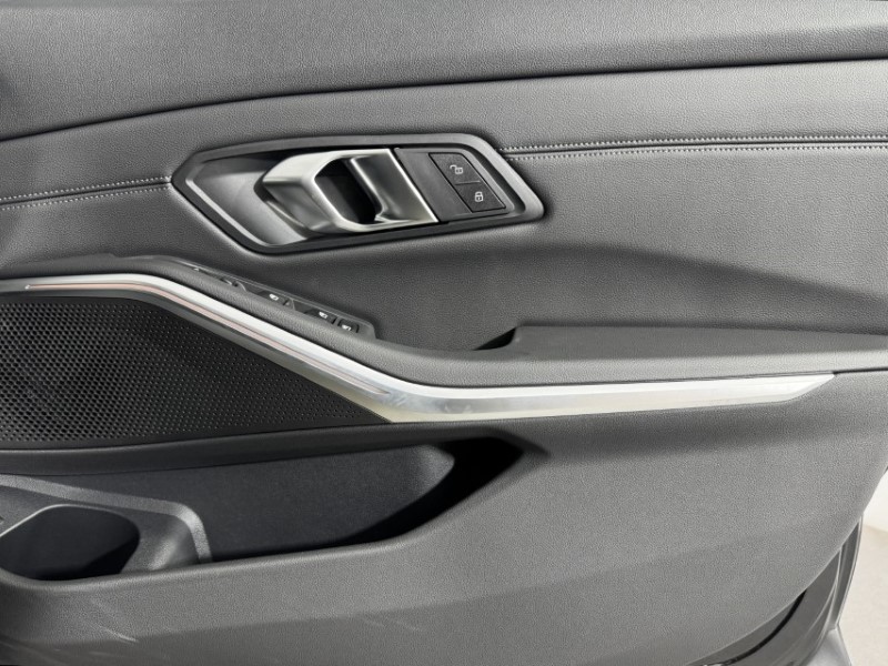  BMW 3 SERIES 320i Sport 5dr Step Auto 5003953