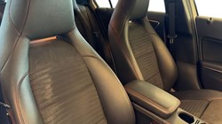 2017 (17) MERCEDES-BENZ A CLASS A160 AMG Line 5dr 5887077