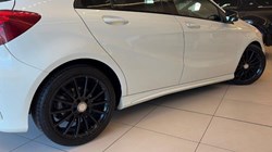 2017 (17) MERCEDES-BENZ A CLASS A160 AMG Line 5dr 5887094