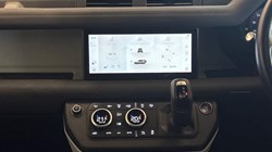 2022 (72) LAND ROVER DEFENDER 3.0 D250 X-Dynamic SE 110 5dr Auto 5905432