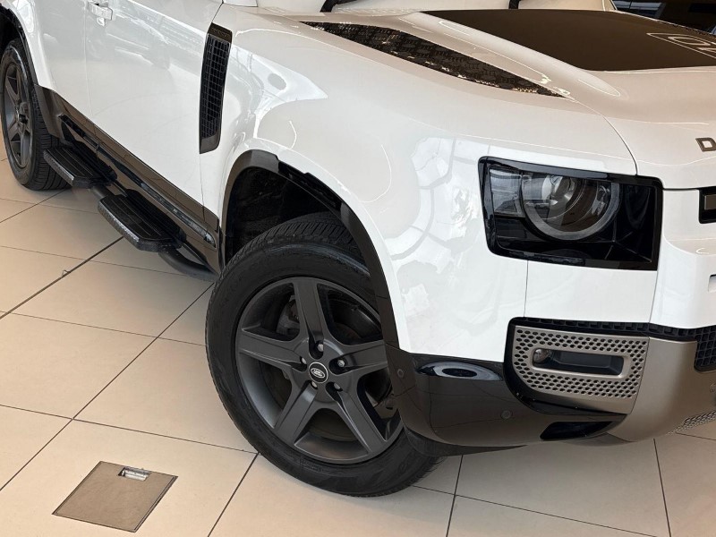 2022 (72) LAND ROVER DEFENDER 3.0 D250 X-Dynamic SE 110 5dr Auto 5905458