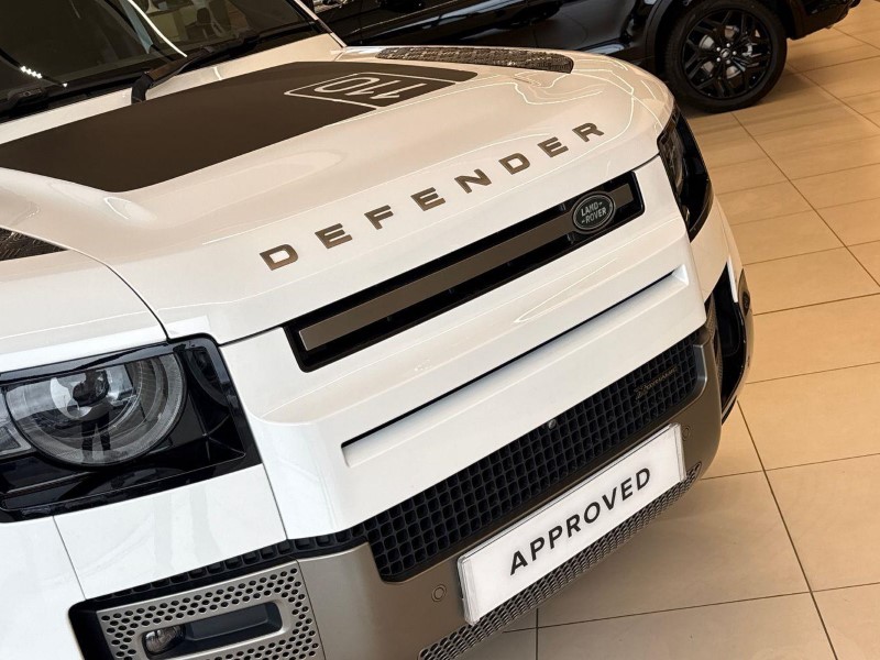 2022 (72) LAND ROVER DEFENDER 3.0 D250 X-Dynamic SE 110 5dr Auto 5905459