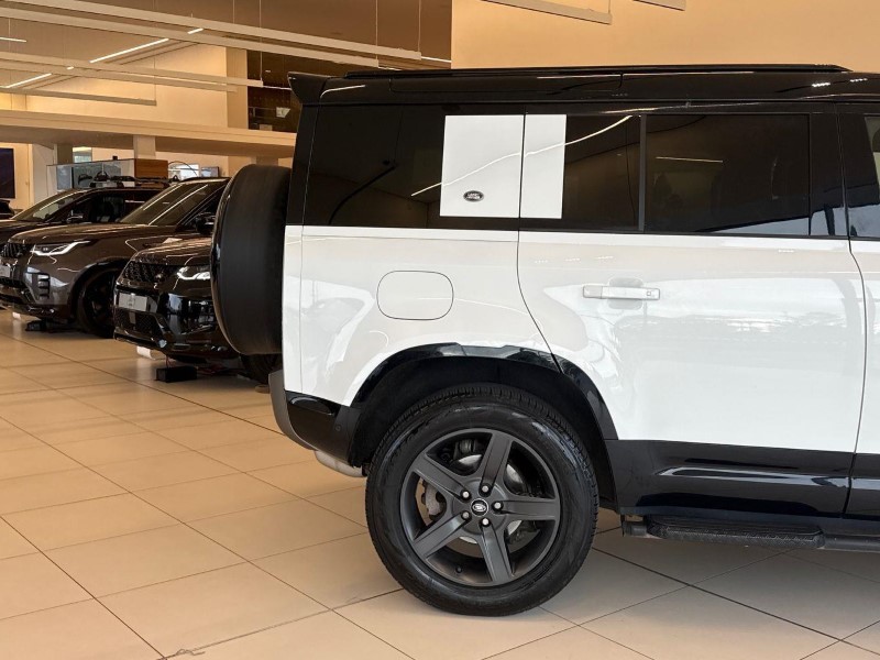 2022 (72) LAND ROVER DEFENDER 3.0 D250 X-Dynamic SE 110 5dr Auto 5905469