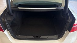 2019 (19) JAGUAR XE 2.0 Ingenium R-Sport 4dr Auto 5893761
