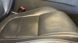 2019 (19) JAGUAR XE 2.0 Ingenium R-Sport 4dr Auto 5893775