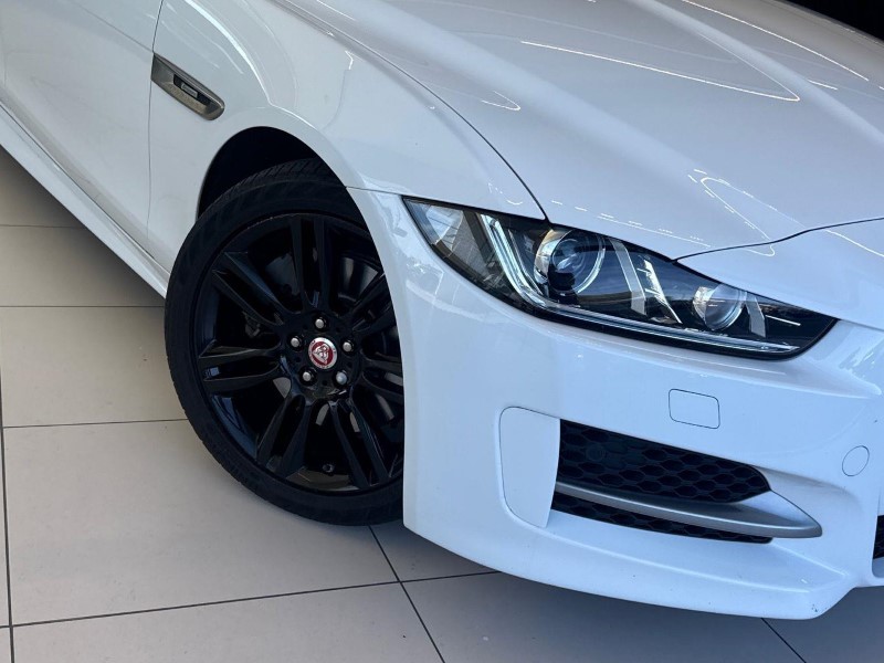 2019 (19) JAGUAR XE 2.0 Ingenium R-Sport 4dr Auto 5893790