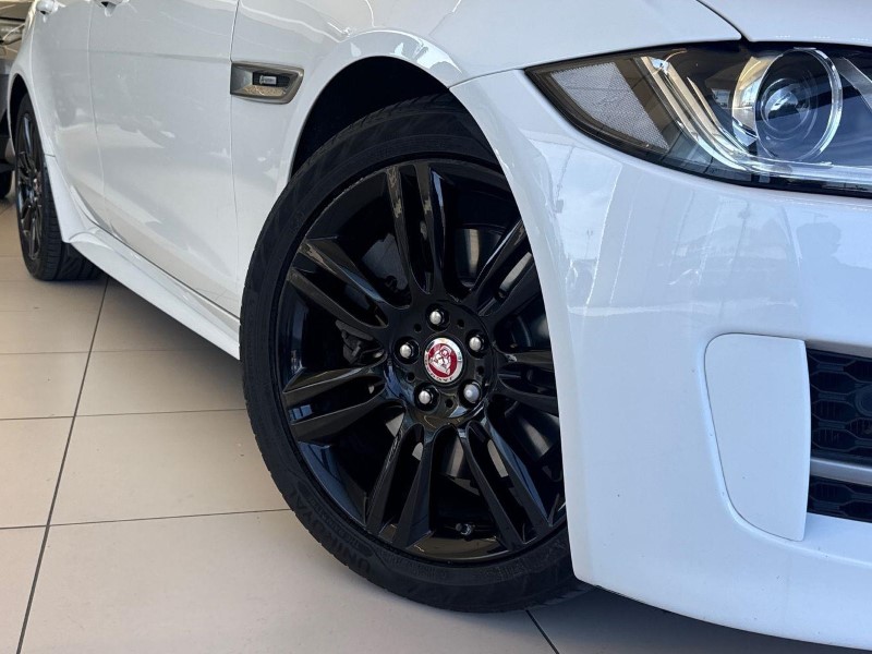 2019 (19) JAGUAR XE 2.0 Ingenium R-Sport 4dr Auto 5893792