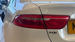 2019 (19) JAGUAR XE 2.0 Ingenium R-Sport 4dr Auto 5893770