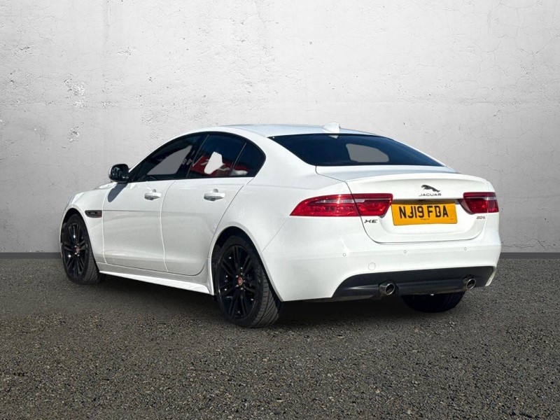 2019 (19) JAGUAR XE 2.0 Ingenium R-Sport 4dr Auto 5893753