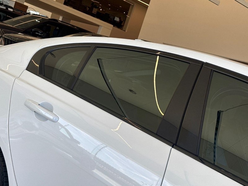 2019 (19) JAGUAR XE 2.0 Ingenium R-Sport 4dr Auto 5893799