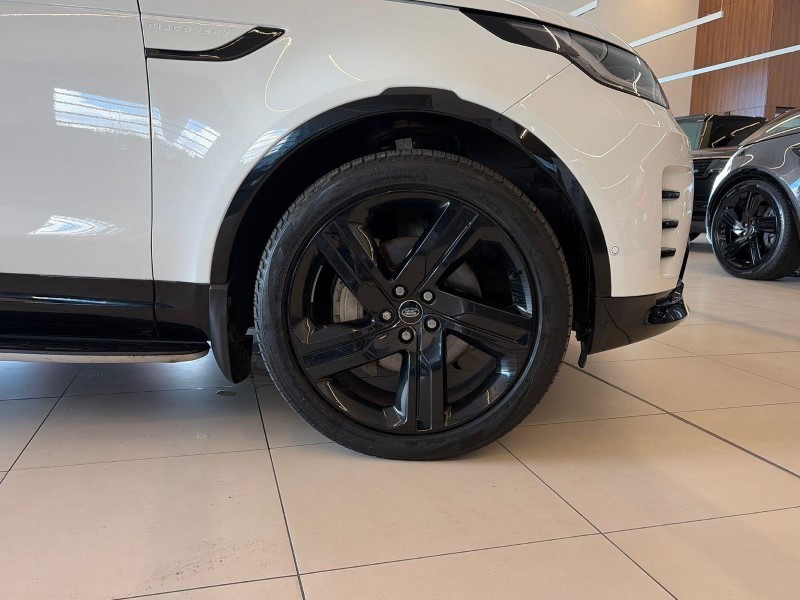 2024 (24) 2024 Land Rover Discovery 3.0 D300 Dynamic HSE 5Dr 5949993