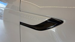 2024 (24) 2024 Land Rover Discovery 3.0 D300 Dynamic HSE 5Dr 5950005