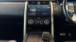 2024 (24) 2024 Land Rover Discovery 3.0 D300 Dynamic HSE 5Dr 5949999