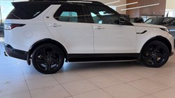 2024 (24) 2024 Land Rover Discovery 3.0 D300 Dynamic HSE 5Dr 5950043