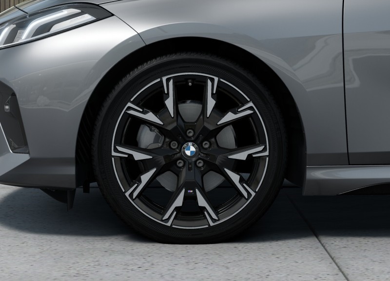  BMW 2 SERIES 220 M Sport 4dr Step Auto 4995105