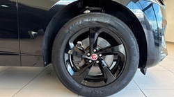 2023 (23) JAGUAR F-PACE 2.0 D200 R-Dynamic S 5dr Auto AWD 5923173