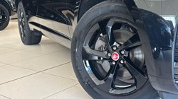 2023 (23) JAGUAR F-PACE 2.0 D200 R-Dynamic S 5dr Auto AWD 5923210