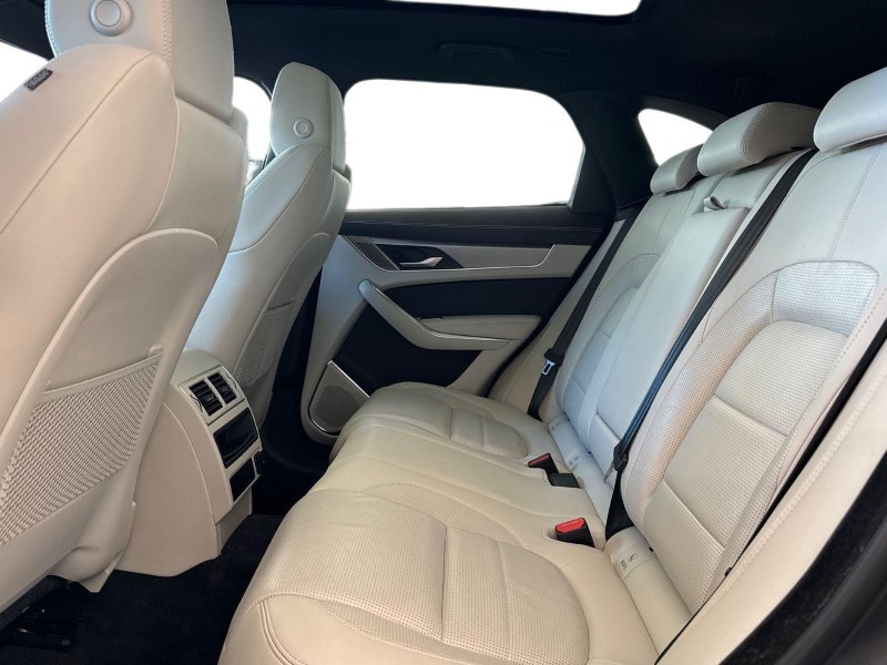 2023 (23) JAGUAR F-PACE 2.0 D200 R-Dynamic S 5dr Auto AWD 5923169