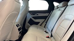 2023 (23) JAGUAR F-PACE 2.0 D200 R-Dynamic S 5dr Auto AWD 5923169