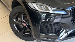 2023 (23) JAGUAR F-PACE 2.0 D200 R-Dynamic S 5dr Auto AWD 5923208