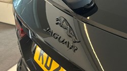 2023 (23) JAGUAR F-PACE 2.0 D200 R-Dynamic S 5dr Auto AWD 5923212