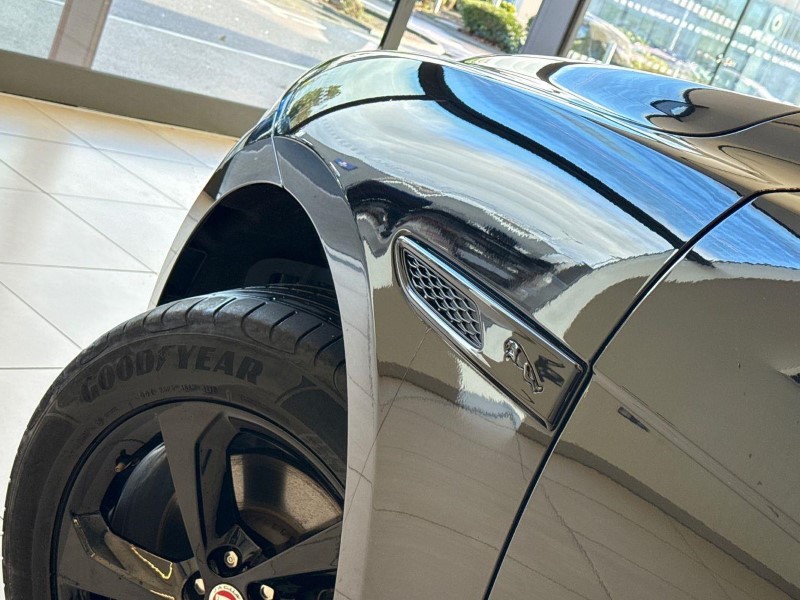 2023 (23) JAGUAR F-PACE 2.0 D200 R-Dynamic S 5dr Auto AWD 5923185