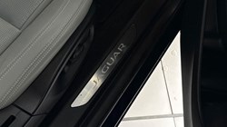 2023 (23) JAGUAR E-PACE 2.0 D200 R-Dynamic SE Black 5dr Auto 5892120