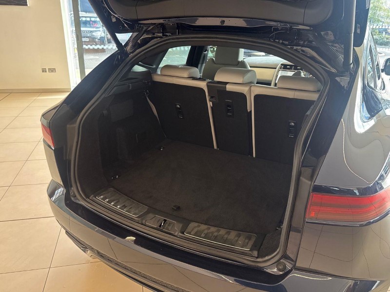 2023 (23) JAGUAR E-PACE 2.0 D200 R-Dynamic SE Black 5dr Auto 5892121