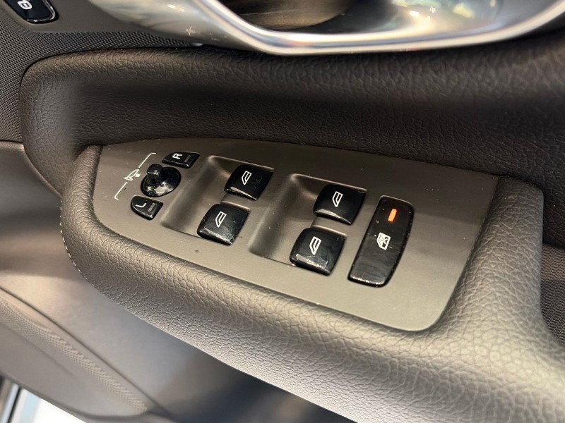 2021 (21) VOLVO XC90 2.0 T8 Recharge PHEV Inscription Expr 5dr AWD Auto 5904728